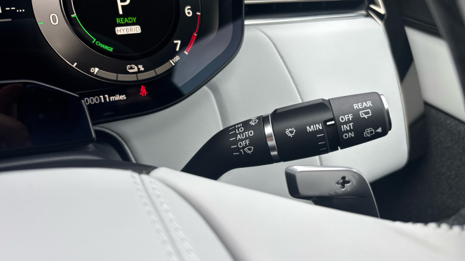 Land Rover Range Rover Sport 3.0 P460e Autobiography 5dr Auto Estate - Image 32
